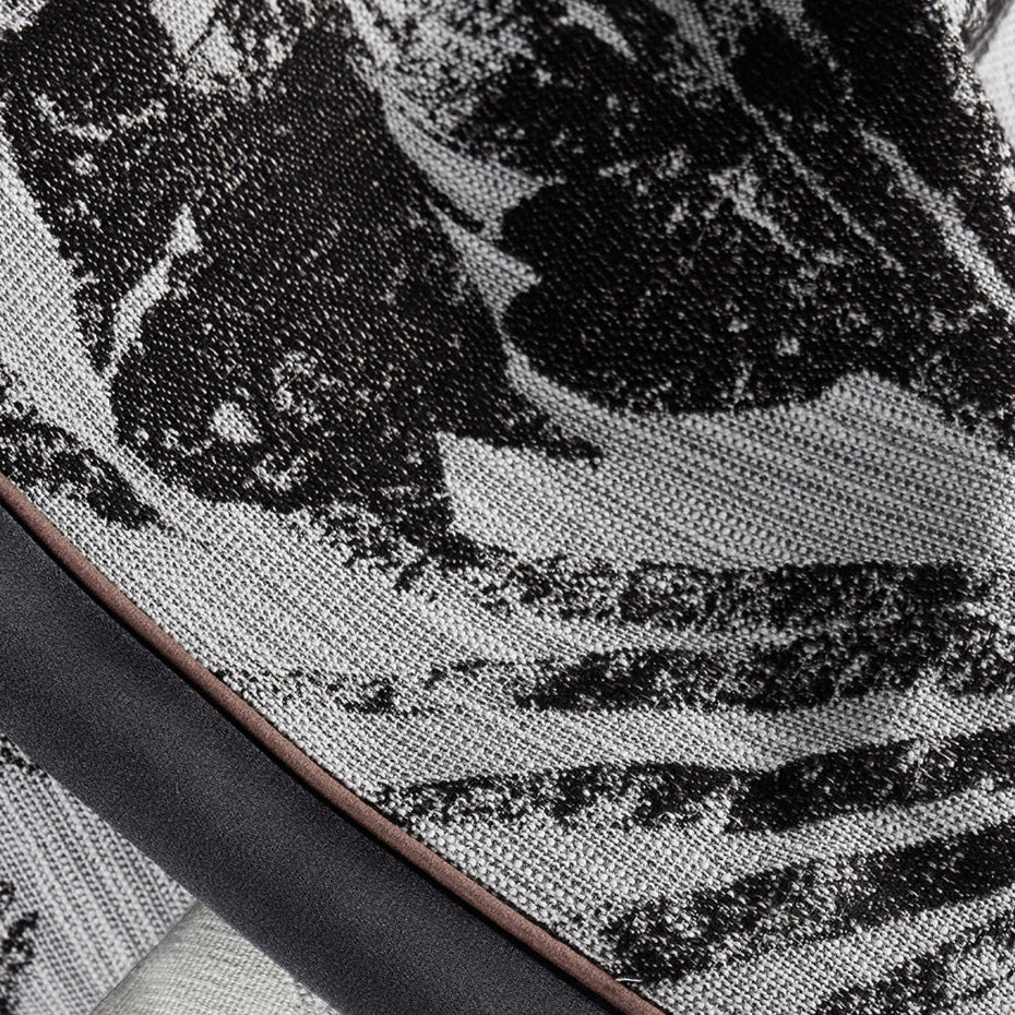 The sound of silence Curtain:features a high-precision chenille fabric-海智集-