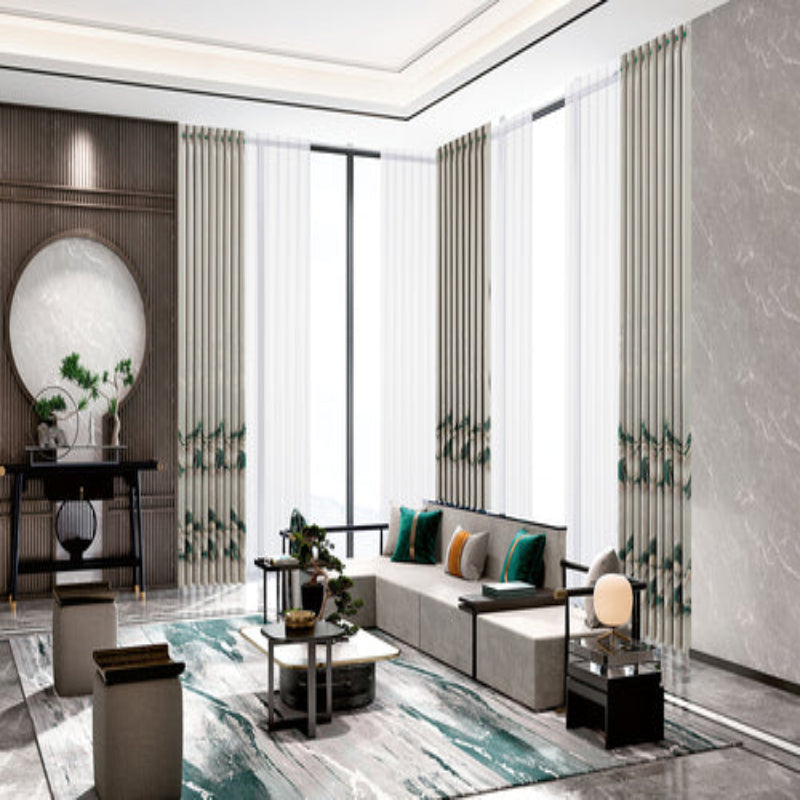 The lush green curtains: They are subtle and enhance the luster of the space without being overly exaggerated-海智集-