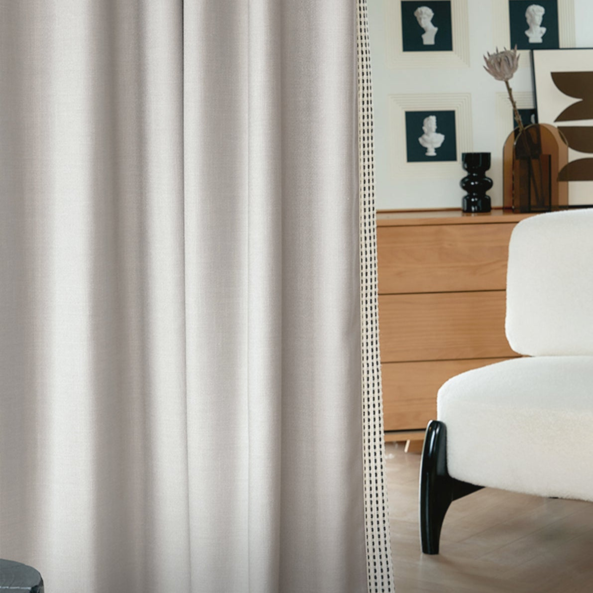 Listen to the sea Curtains:The comfortable handfeel of the fabric adds to their appeal, making them a perfect addition to your interior decor-海智集-