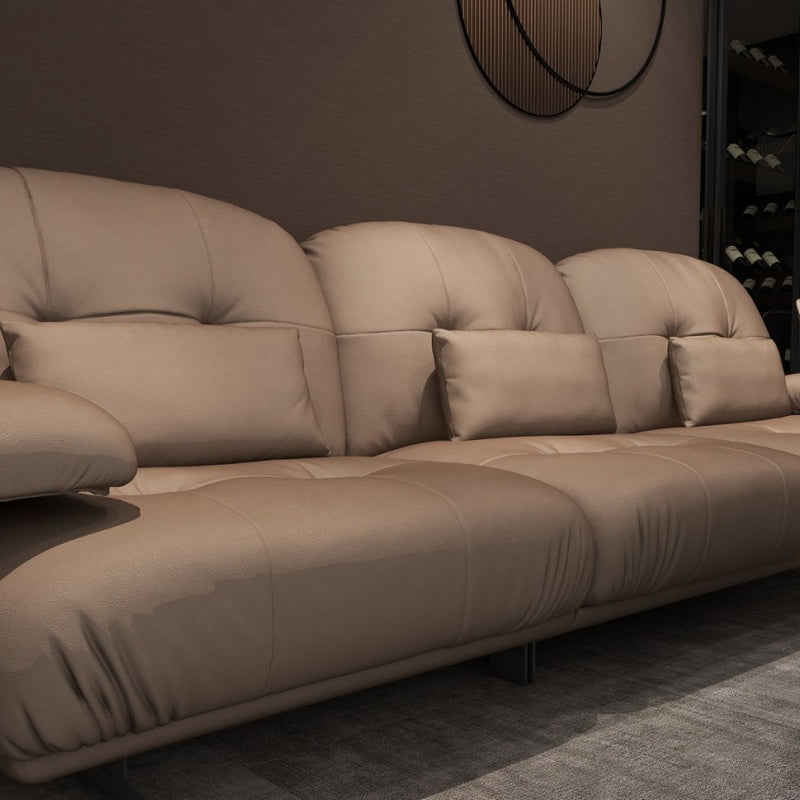 Luxurious and comfortable sofa in the living room, Italian soft modern leather sofa-海智集-
