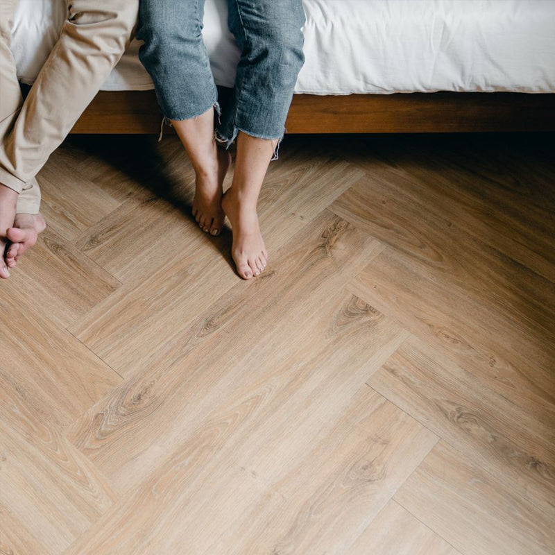 Vinyl Clear Spc Cherry Hardwood Parquet Floor Lvt Plastic Pvc Engineer Wood Flooring Herringbone Piso-海智集-