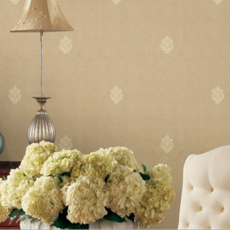Parisian Flower Wallpaper: An elegant living room crafted with embroidered wall fabric-海智集-