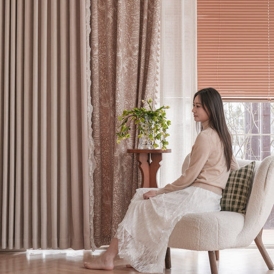 Honey Monroe Curtain:The soft, comfortable texture of the chenille fabric provides a cozy feel that invites relaxation and warmth into your home-海智集-