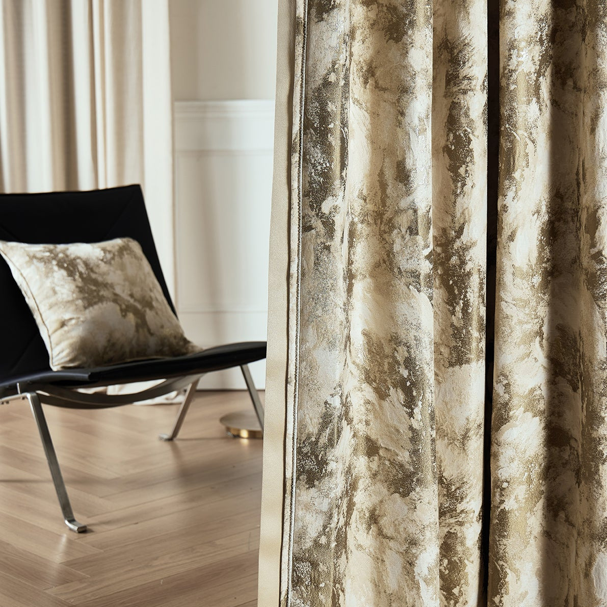 Floating Gold Modern Curtain ：charm of our A Curtain, a perfect blend of natural fibers and color-woven high precision chenille-海智集-