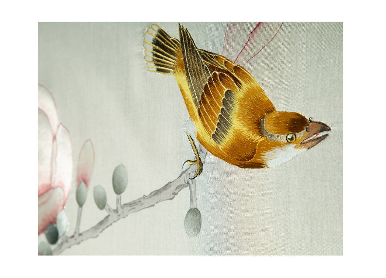 High-End Embroidery Decorative Painting - Suzhou Embroidery with Silk Full-Embroidery Craftsmanship | Commercial Space Soft Decoration Wall Hanging | Bulk Purchases Available with Customizable Patterns and Sizes.Magnolia in Spring Rain-海智集-