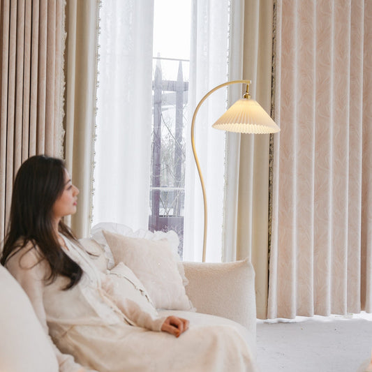 Illusory feathers and flowing light Curtain:features a stunning woven jacquard pattern that elevates any room's aesthetic-海智集-