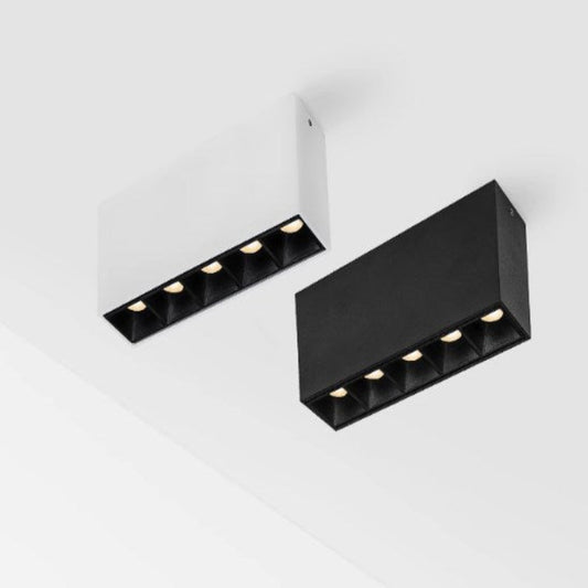 LED long strip spotlights for lighting, exposed strip grille lights in the corridor, minimalist anti-glare, no main lighting fixtures in the living room-海智集-