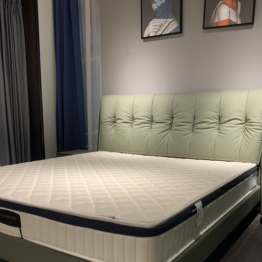 Indulgent Sleep Experience: Italian Leather Bed with Customizable Comfort-海智集-