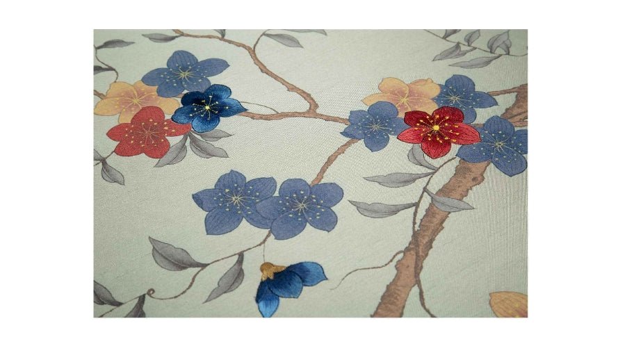 High - End Embroidery Decorative Painting - Suzhou Embroidery with Silk Full - Embroidery Craftsmanship | Commercial Space Soft Decoration Wall Hanging | Bulk Purchases Available with Customizable Patterns and Sizes.Wandering Among Flowers - 海智集