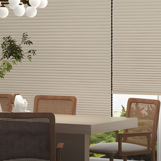 Fully blackout honeycomb blinds： Energy Efficient Insulation and Noise Reduction Blinds, Easy to Clean Blackout Window Treatments-海智集-